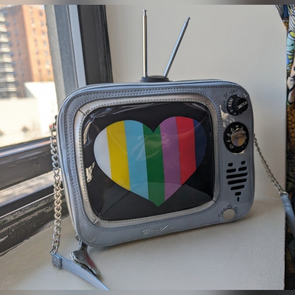 Betsey Johnson - Betsey Vision Crossbody - TV Bag - Picture 8 of 16